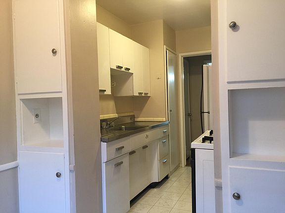 4th image of 2817 F Street # First Floor