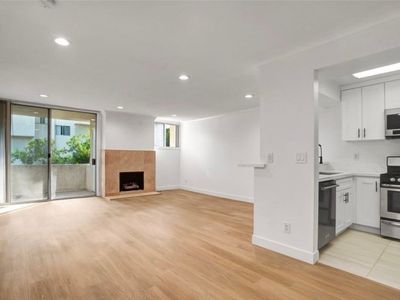 5325 Newcastle Ave Unit 239, Encino, CA, 91316