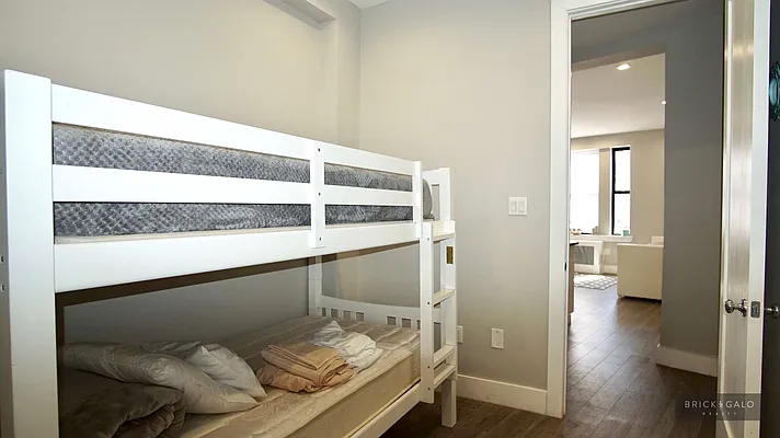 Rented by BRICK & GALO REALTY CORP | media 10