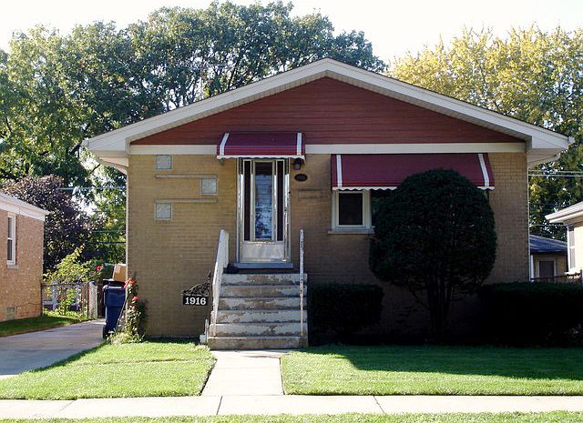 1st image of 1916 S 24th Ave