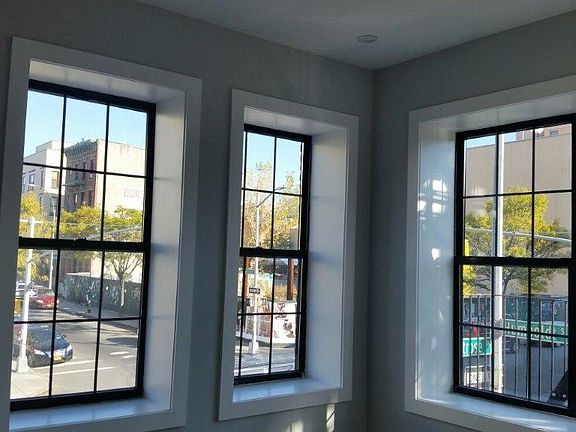 4th image of 196 Montrose Ave #3BEXG