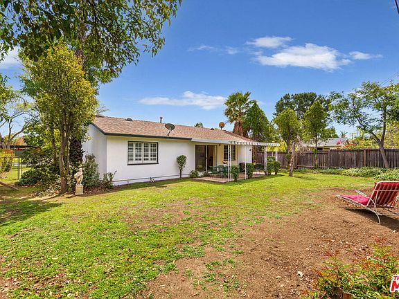 2nd image of 6267 Le Sage Ave
