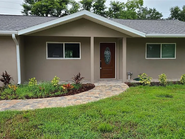1718 Cardinal Dr — Photo 27
