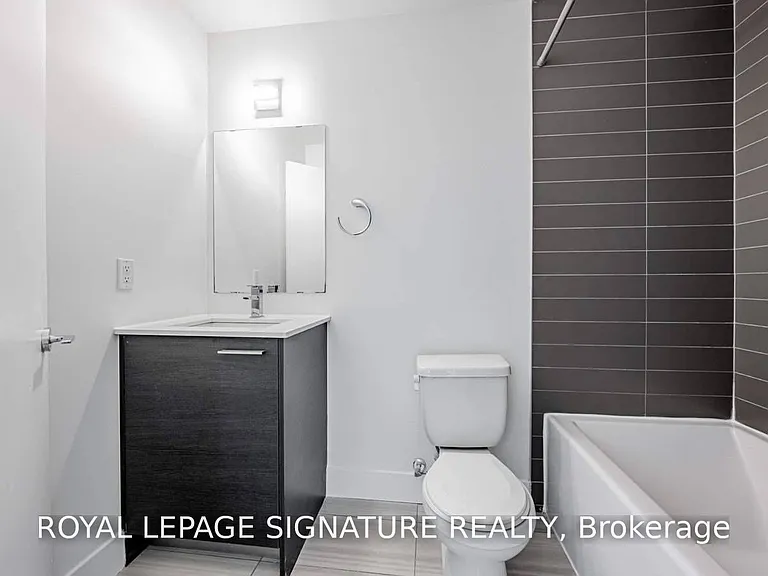 630 Queen St E #212 — Photo 12