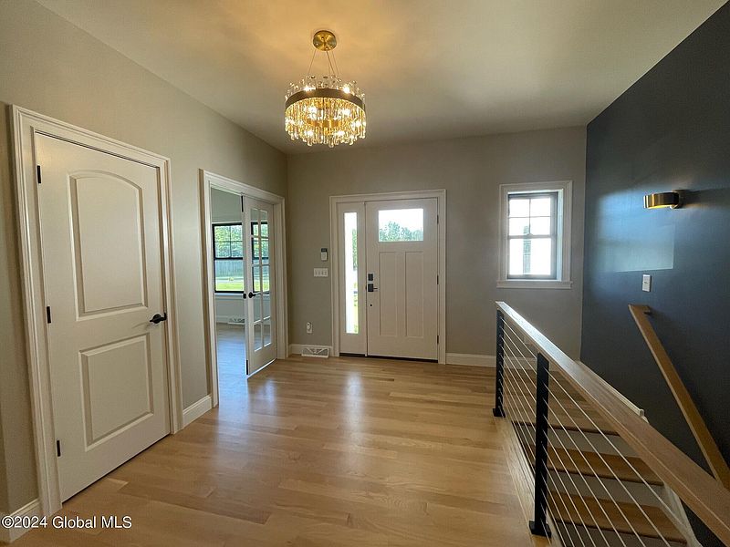 3rd image of 54 Hubbs Road