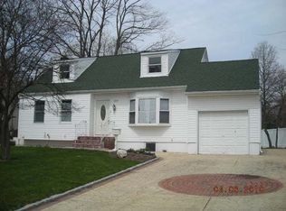159 Islip Blvd, Islip Terrace, NY 11752