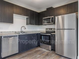 485 S 38th Ave #D-215, West Richland, WA 99353