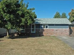 962 M St, Springfield, OR 97477