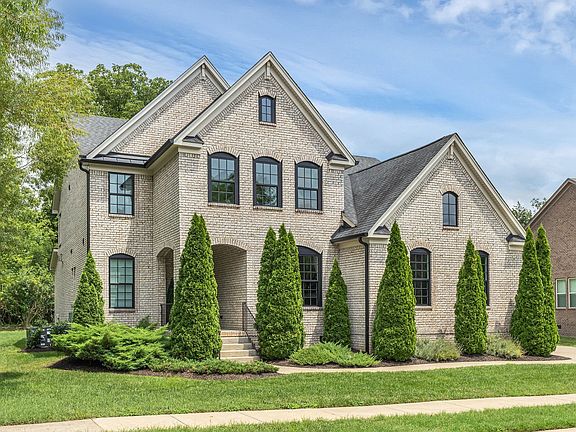 2nd image of 9129 Macauley Ln