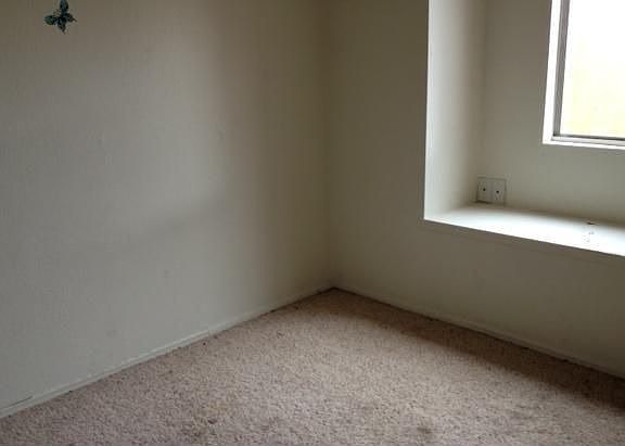 4th image of 1341 W Placita Oro