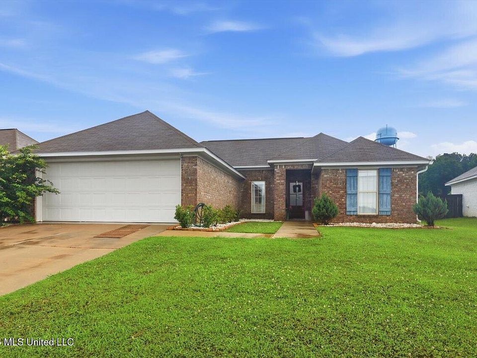 1st image of 903 Filmore Dr