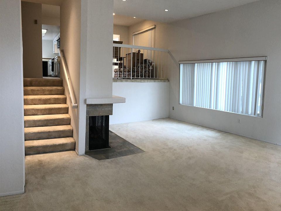 1st image of 4000 La Jolla Village Dr