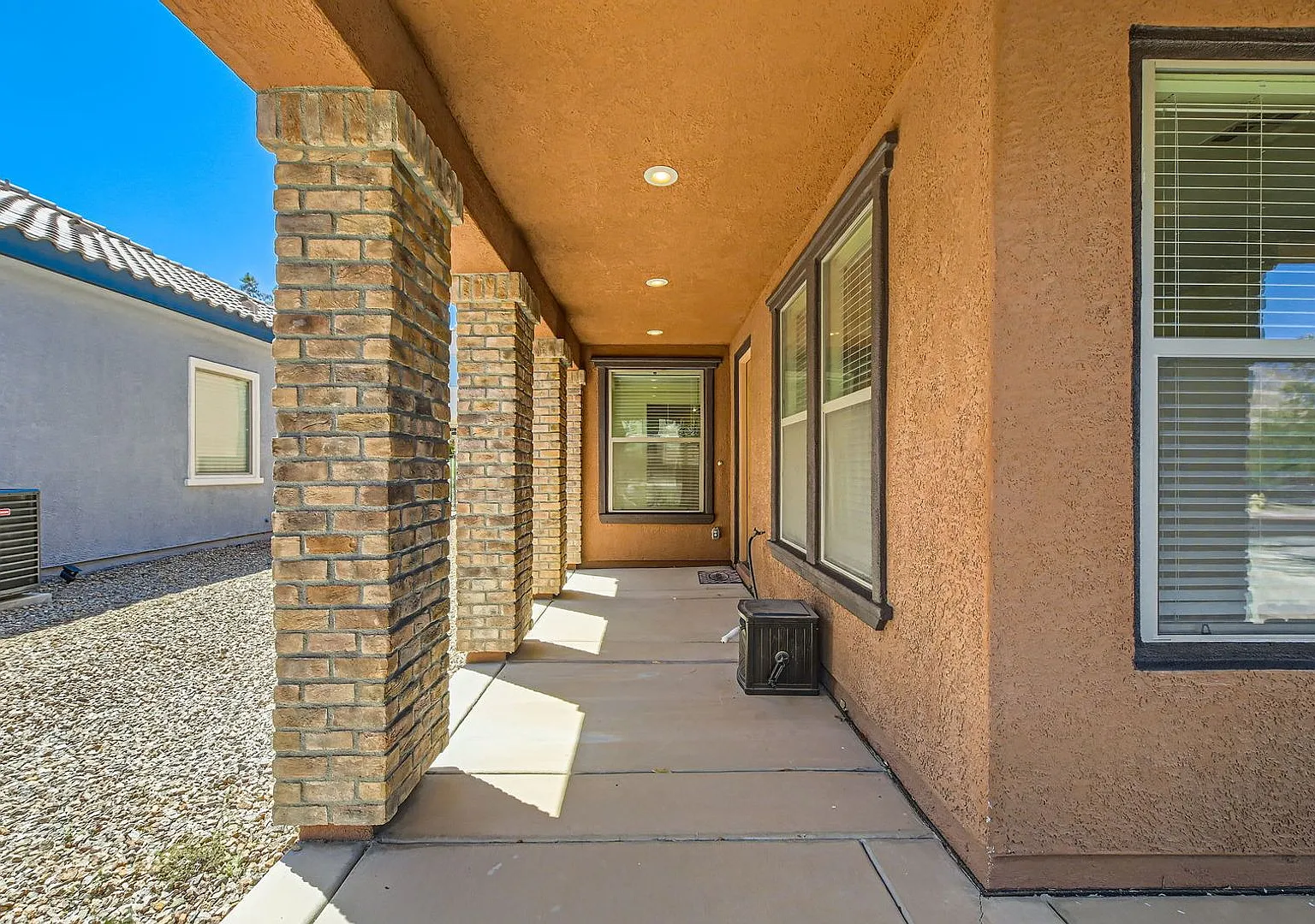 Beautiful 3 bedroom in Tuscany community — Photo 4