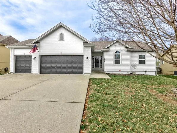 10615 NE 101st St, Kansas City, MO 64157