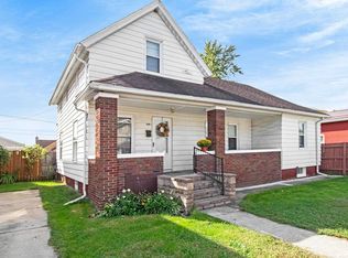 809 W 7th St, Mishawaka, IN