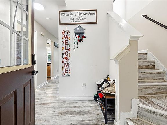 3rd image of 6710 Gallant Ct SE #31