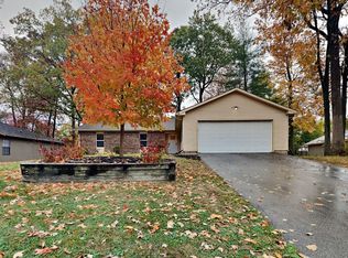 104 Rush Ct, Fishers, IN 46038