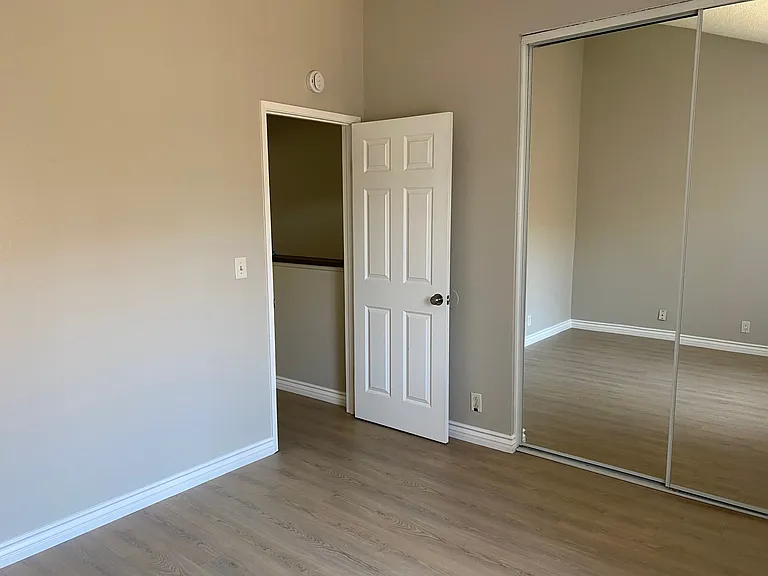 927 S Mountain Ave #80 — Photo 10