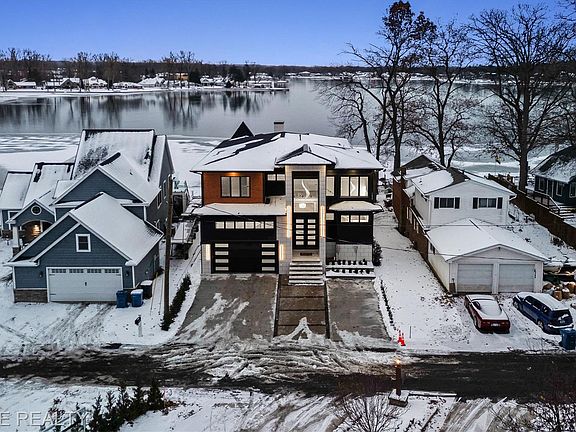 5th image of 13281 Haddon St