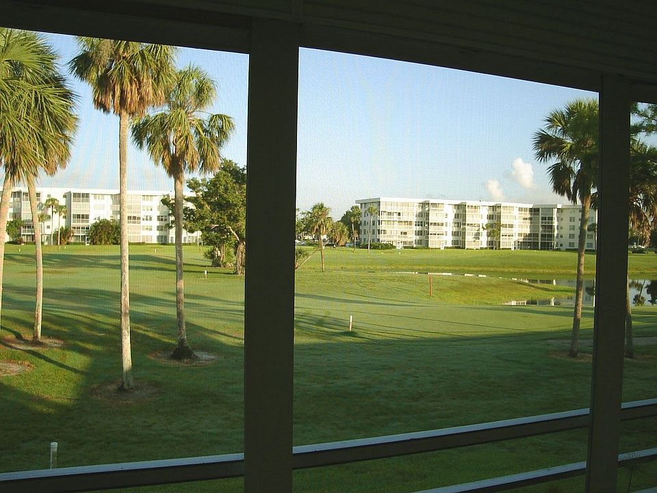 1st image of 903 Cypress Ter APT 201