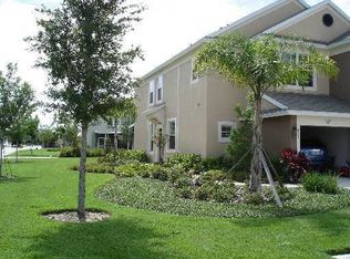 8327 72nd St E, University Park, FL 34201