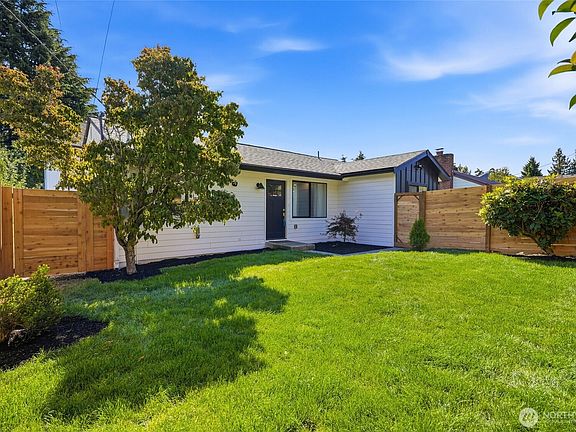 3rd image of 5946 18th Avenue SW #1