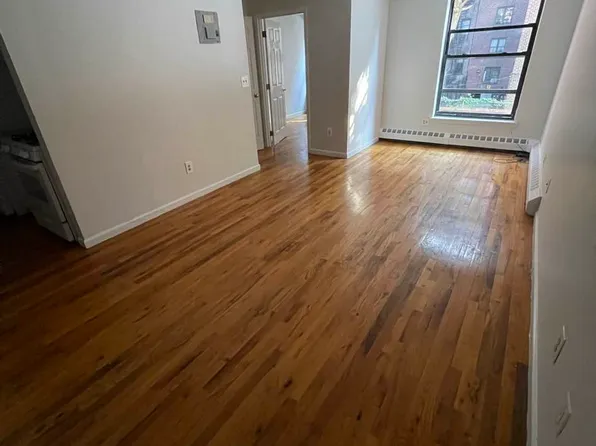 24 East 125th Street image 1 of 7