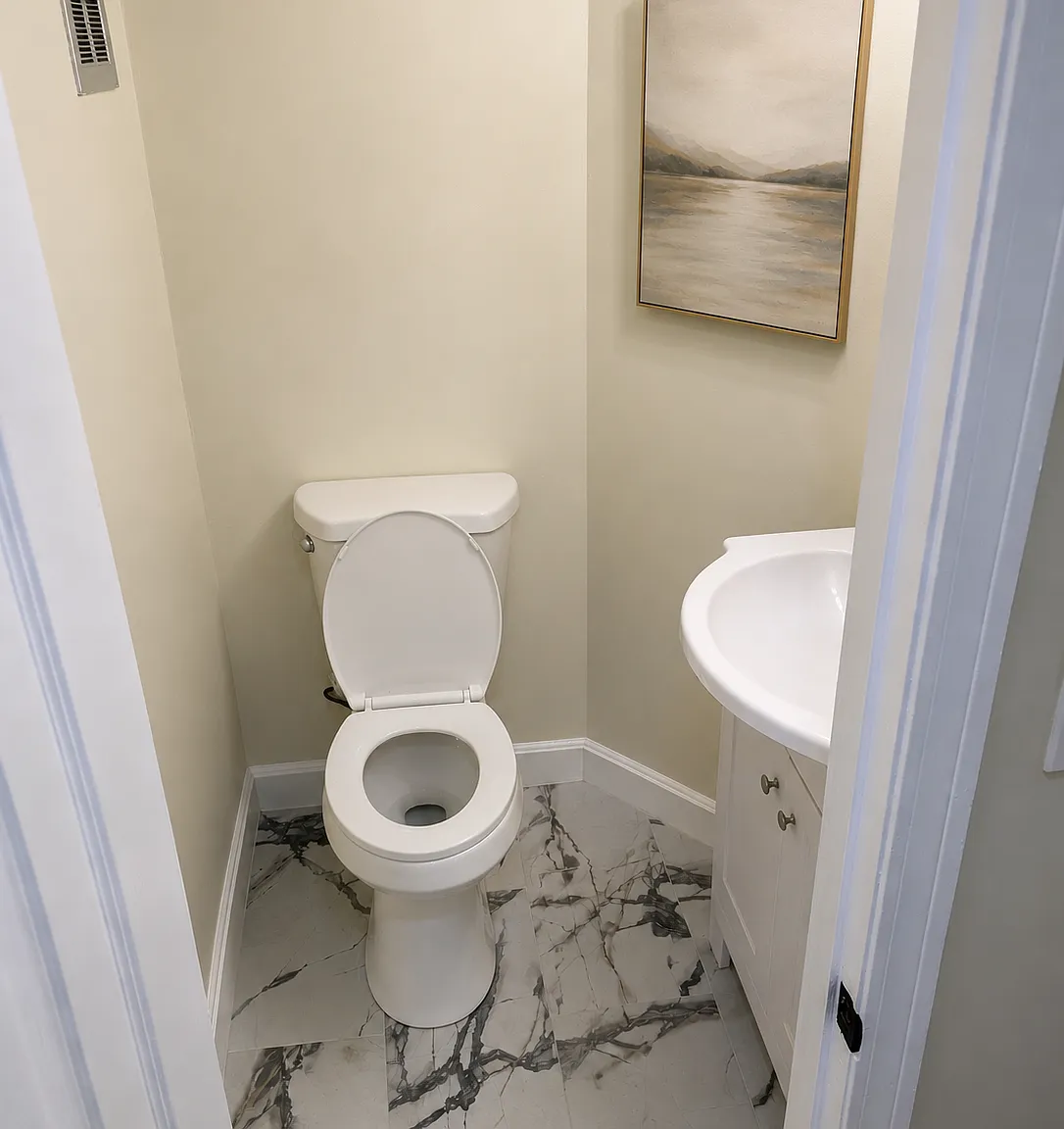 4 bed, 1.5 bath, 9999 sqft, $3,800 — Photo 4
