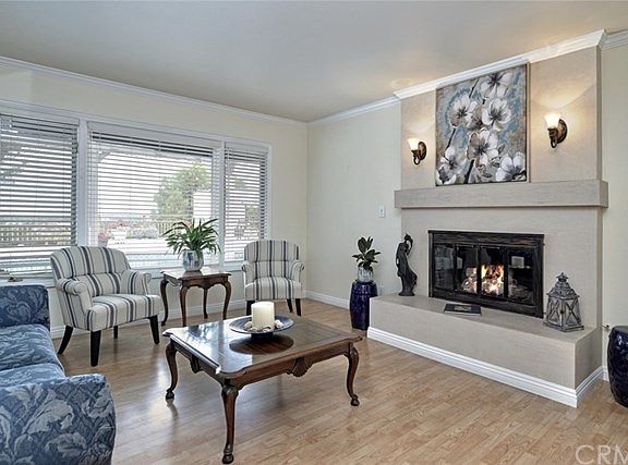 5th image of 3156 N Westhaven St