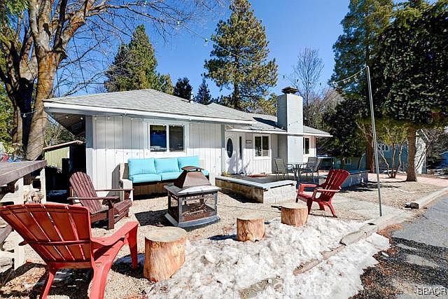 1st image of 27486 Nancy Dr