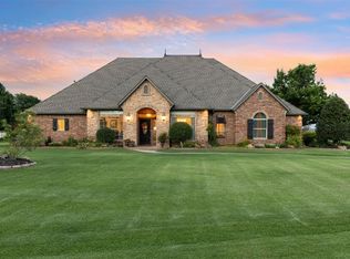 22370 Cedar Ridge Rd, Edmond, OK 73025