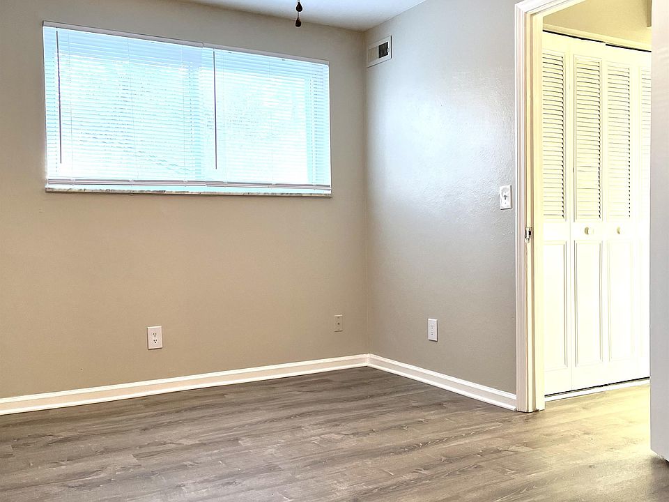 1st image of 3031 Westwood Northern Blvd APT 25