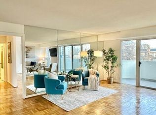 700 7th St SW APT 314, Washington, DC 20024