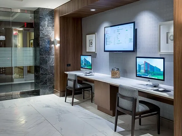 E-lounge