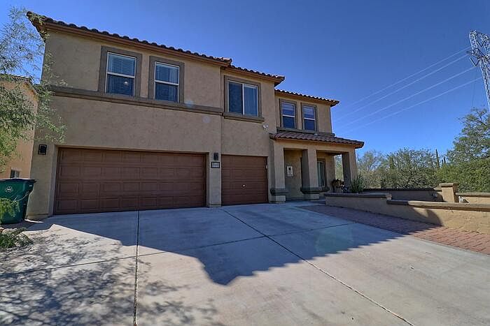 1st image of 836 W Vuelta Granadina