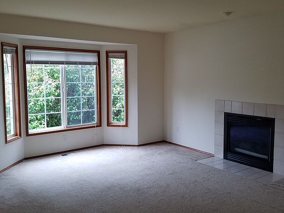 3rd image of 13119 30th Ave W #B
