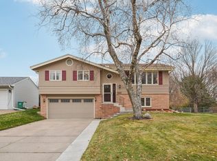 2956 Aquila Ave N, Crystal, MN 55427