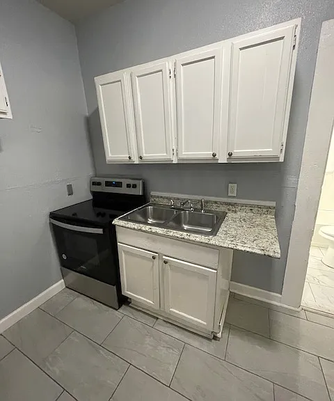 3437 Freret St — Photo 21