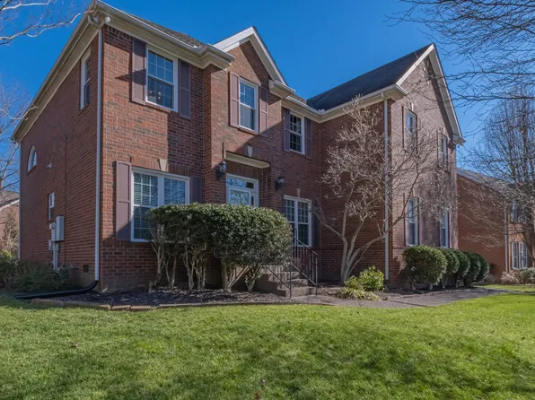 5533 Traceside Dr, Nashville, TN 37221