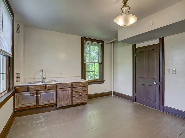 111 Gage St #2 — Photo 7