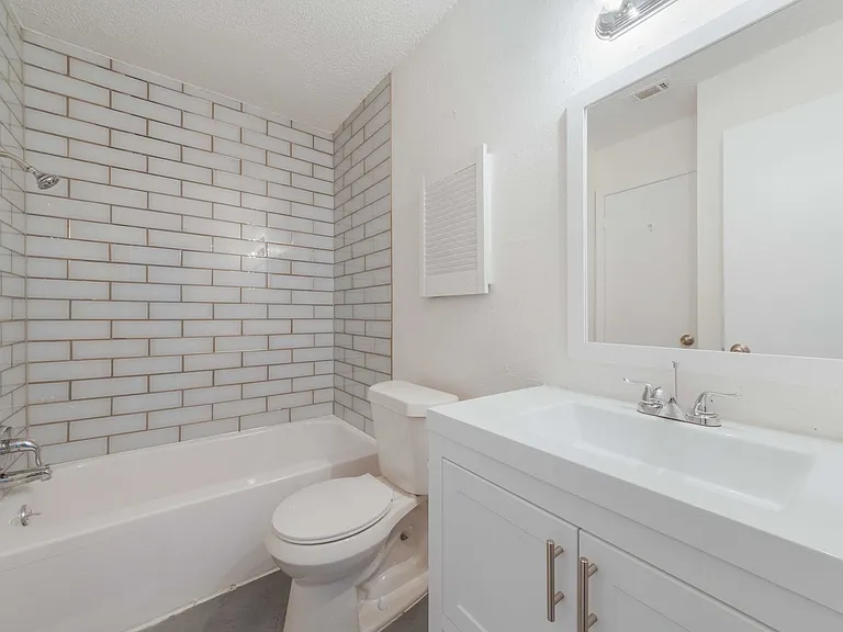 2517 Glen Springs Way #A — Photo 13