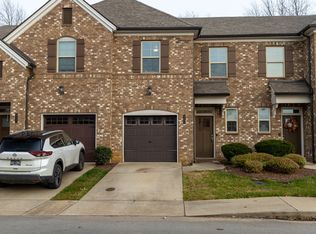 3125 Defilade Dr, Murfreesboro, TN 37128