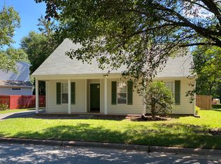 204 Sir Richard Ln, Chapel Hill, NC 27517