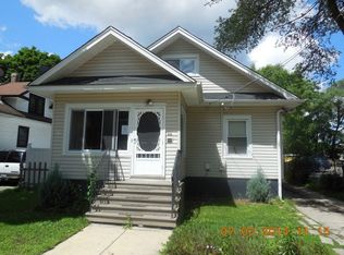 410 N Gifford St, Elgin, IL 60120