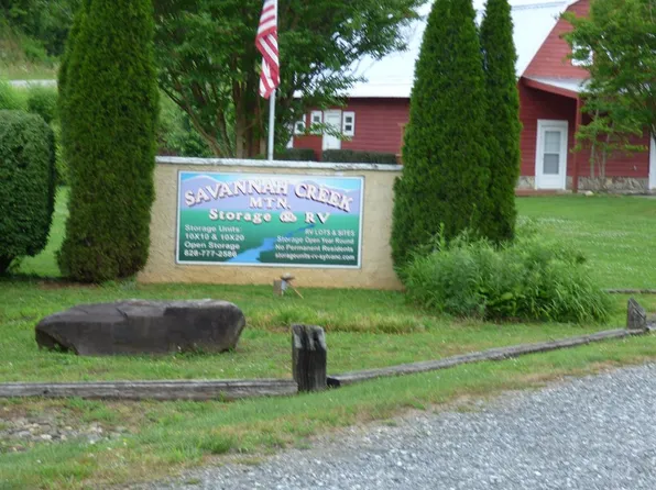 50 Timber Leaf Dr, Sylva, NC 28779
