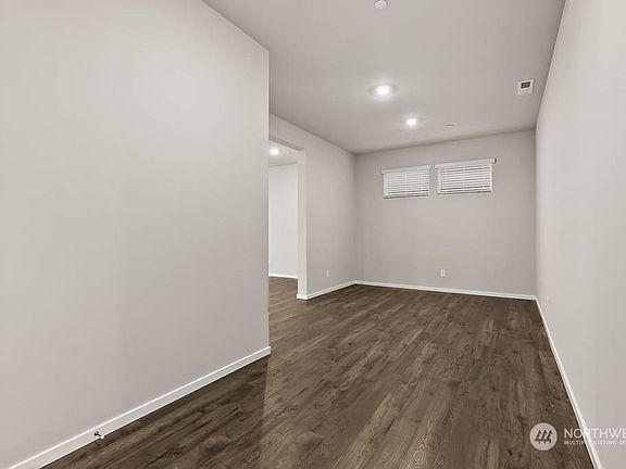 4th image of 10813 188th Street E #1010
