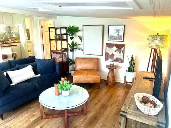 2458 Santa Ana Ave Unit C, Costa Mesa, CA 92627