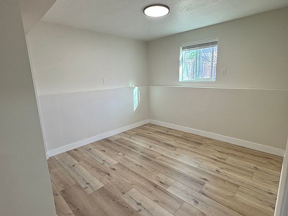 5th image of 3813 W Carolina Dr
