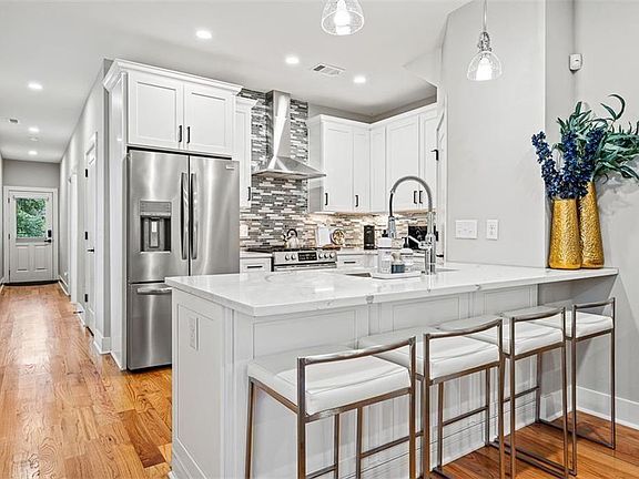 5th image of 57 Moury Ave SE