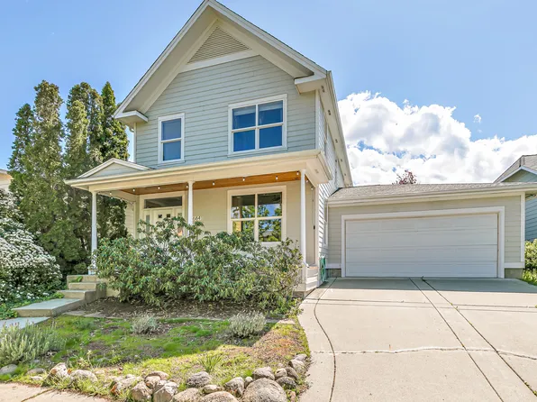 2684 Clay Creek Way, Ashland, OR 97520